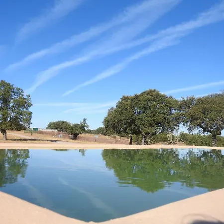 컨트리하우스 Eco-lodge En La Reserva Privada Campanarios De Azaba - Proyecto De Conservacion