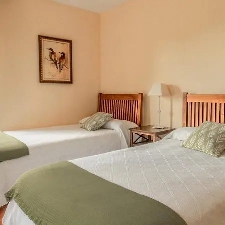 컨트리하우스 Eco-lodge En La Reserva Privada Campanarios De Azaba - Proyecto De Conservacion