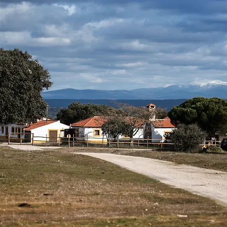 Eco-lodge En La Reserva Privada Campanarios De Azaba - Proyecto De Conservacion