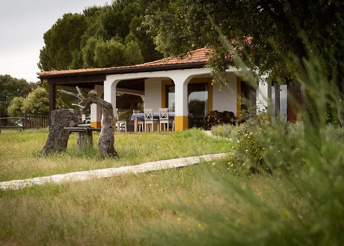 Eco-lodge En La Reserva Privada Campanarios De Azaba - Proyecto De Conservacion