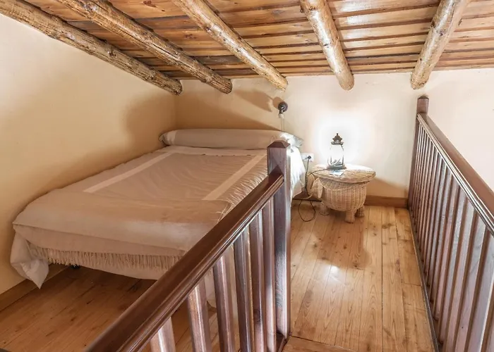 Eco-lodge En La Reserva Privada Campanarios De Azaba - Proyecto De Conservacion *