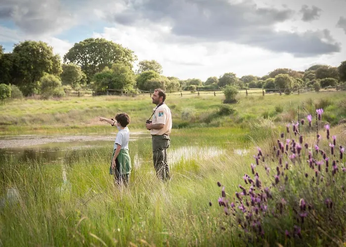 منزل ريفي Eco-lodge En La Reserva Privada Campanarios De Azaba - Proyecto De Conservacion *
