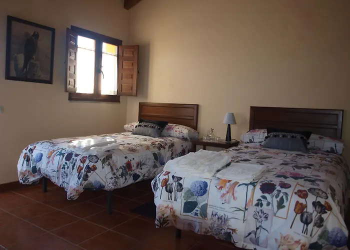 Летний дом Eco-lodge En La Reserva Privada Campanarios De Azaba - Proyecto De Conservacion *