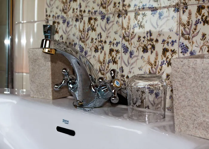 Летний дом Eco-lodge En La Reserva Privada Campanarios De Azaba - Proyecto De Conservacion Эспеха