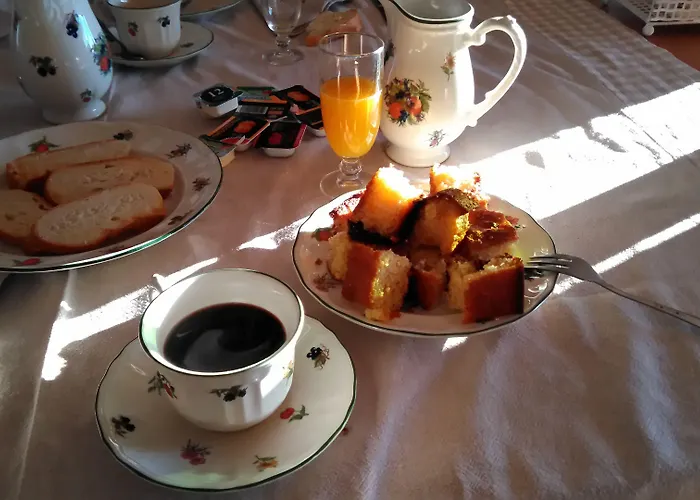 منزل ريفي Eco-lodge En La Reserva Privada Campanarios De Azaba - Proyecto De Conservacion *