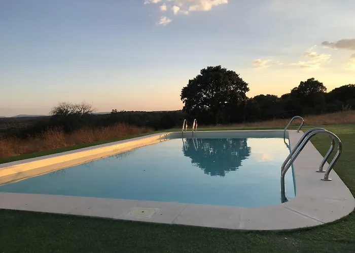 Eco-lodge En La Reserva Privada Campanarios De Azaba - Proyecto De Conservacion Espeja