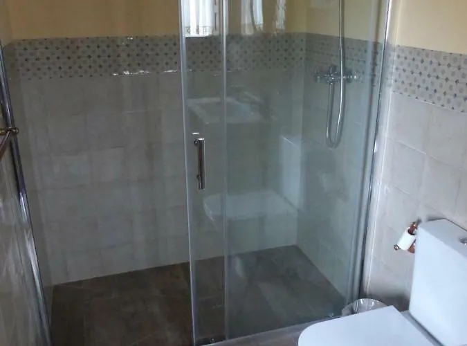 Eco-lodge En La Reserva Privada Campanarios De Azaba - Proyecto De Conservacion Летний дом Эспеха