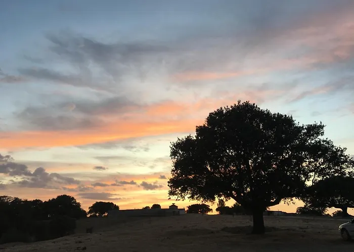 Летний дом Eco-lodge En La Reserva Privada Campanarios De Azaba - Proyecto De Conservacion