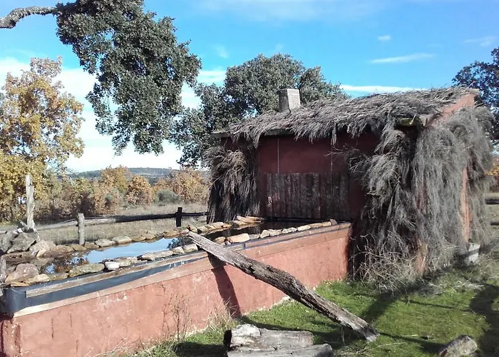 منزل ريفي Eco-lodge En La Reserva Privada Campanarios De Azaba - Proyecto De Conservacion Espeja